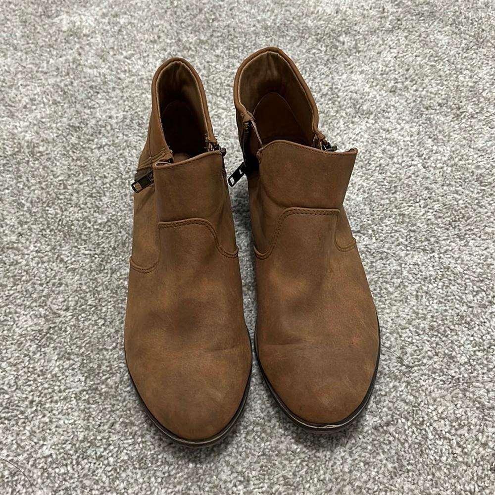 Ankle booties